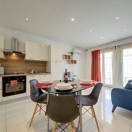 Sapphire Court 2 Bedroom Apartments By Shortletsmalta Σλιέμα Εξωτερικό φωτογραφία