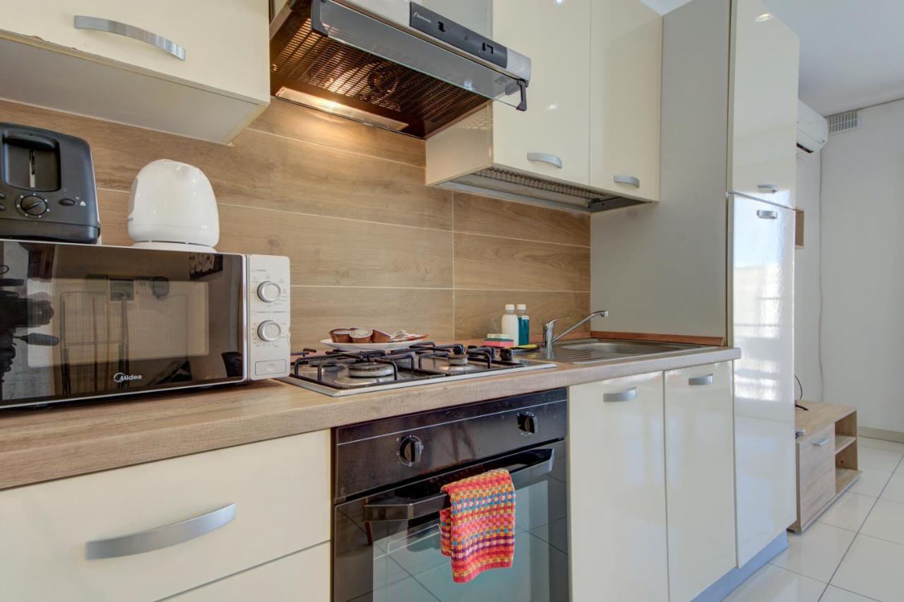 Sapphire Court 2 Bedroom Apartments By Shortletsmalta Σλιέμα Εξωτερικό φωτογραφία