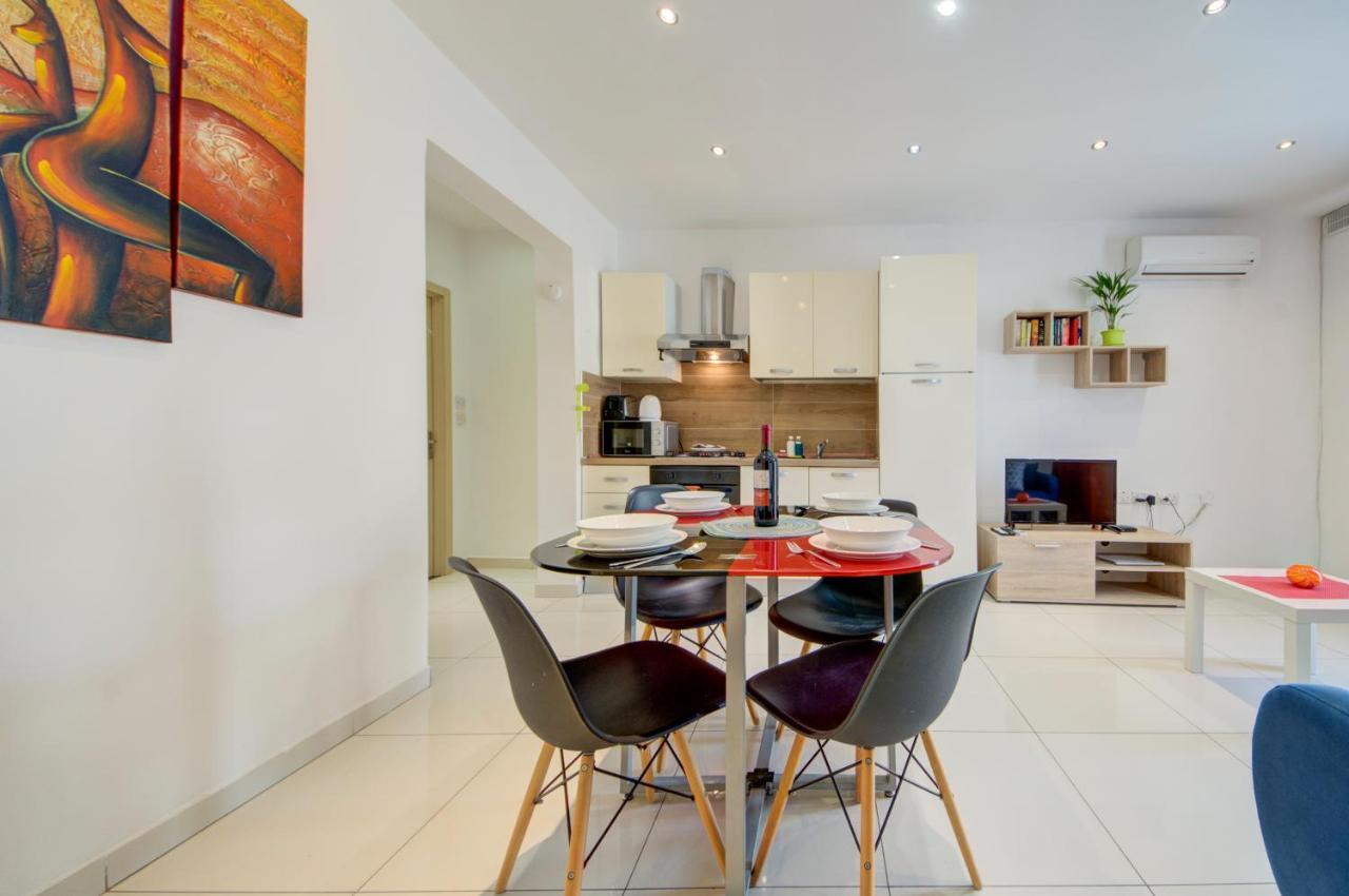 Sapphire Court 2 Bedroom Apartments By Shortletsmalta Σλιέμα Εξωτερικό φωτογραφία